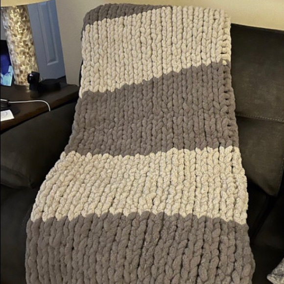 COPY - Chunky knit blanket (chenille yarn) - Throw/Lapghan available in many co… - Picture 14 of 16